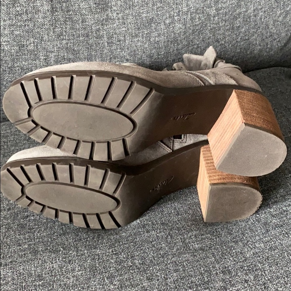 Clarks Boots - image 6